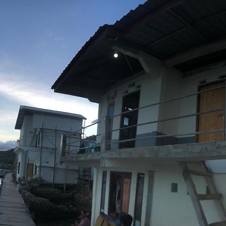 Ora Komodo Home Stay Eksteriør billede
