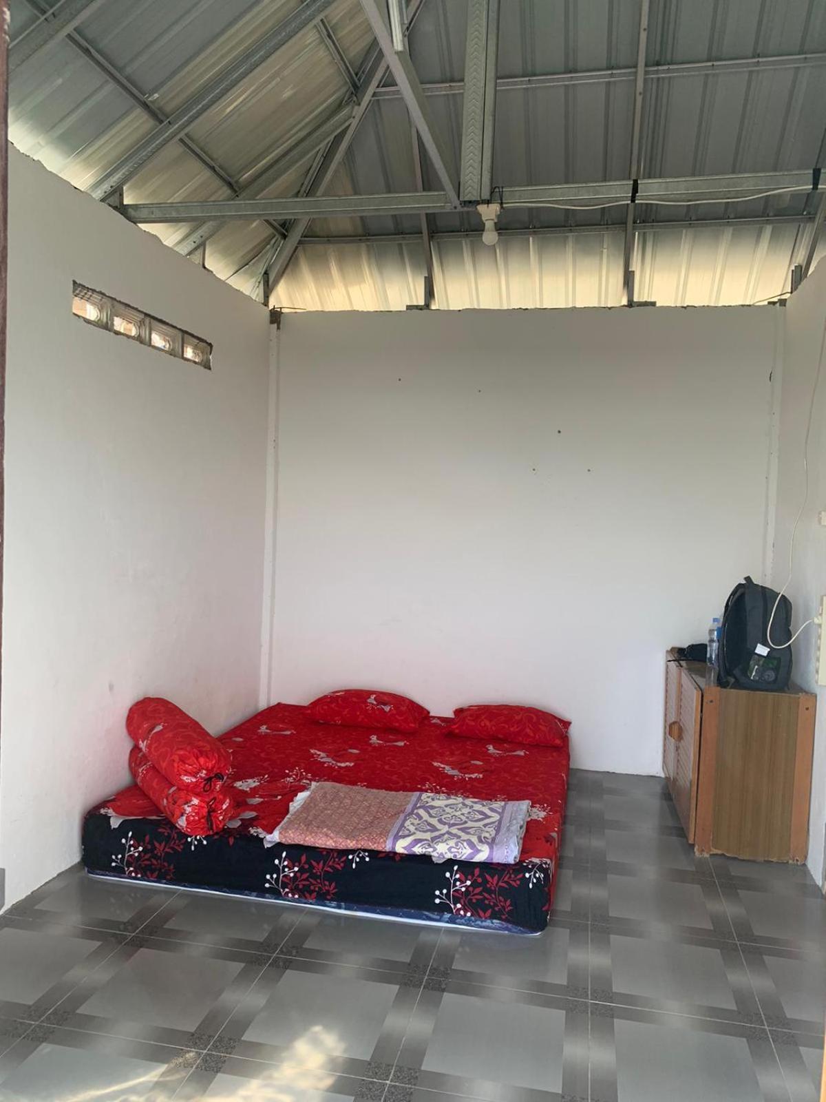 Ora Komodo Home Stay Eksteriør billede