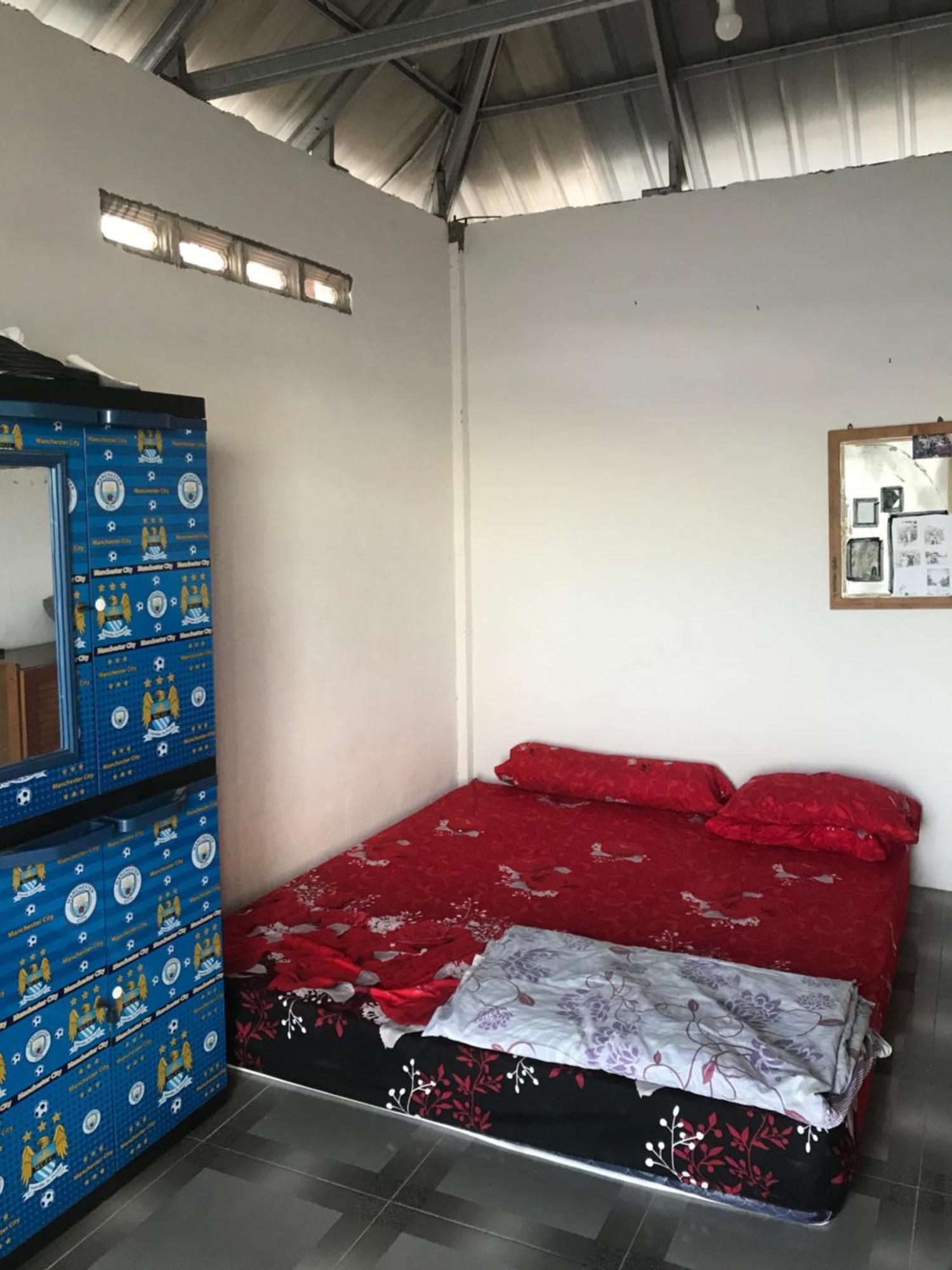 Ora Komodo Home Stay Eksteriør billede